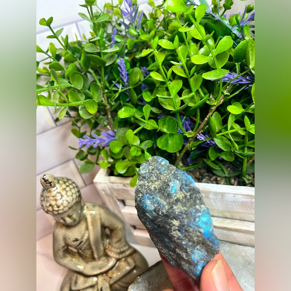 Raw Natural Labradorite Rough Stone